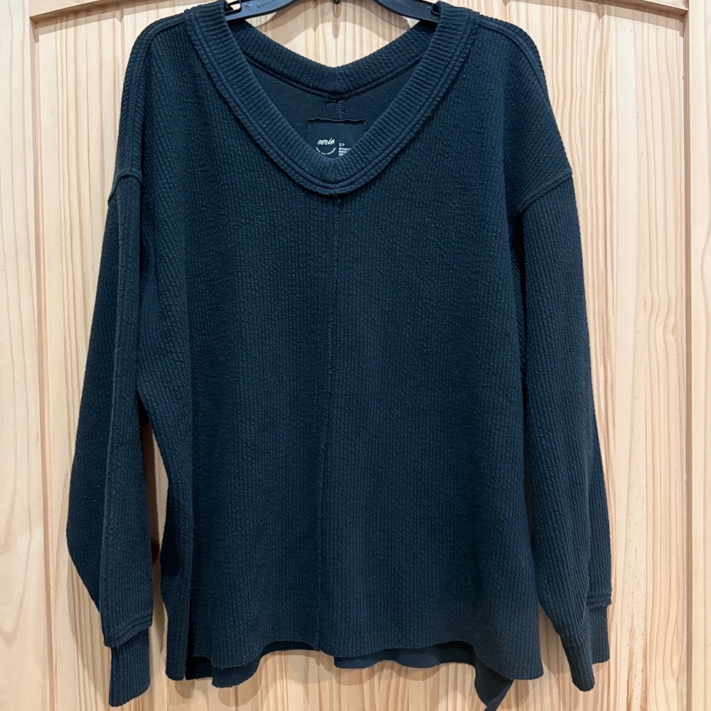 Aerie Women Black Waffle Knit V-Neck Oversized Sweater Pullover Small